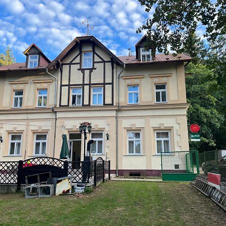 Villa Berolina Mariánské Lázně Eksteriør bilde